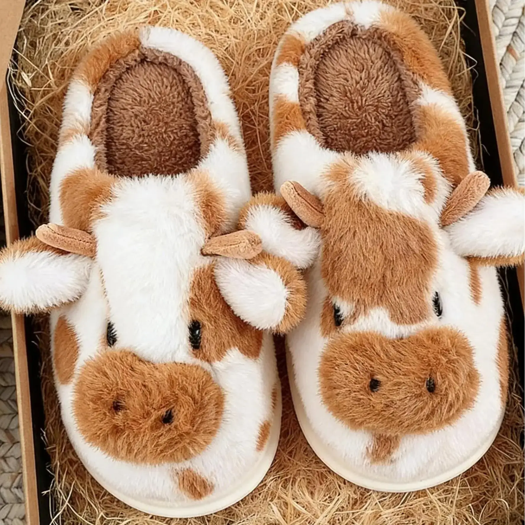 Women's Cow Print Round Toe Open Slip-On Slippers - Indoor All-Seasons Home Slippers with Thick Warm Lining, Non-Slip Soft Sole