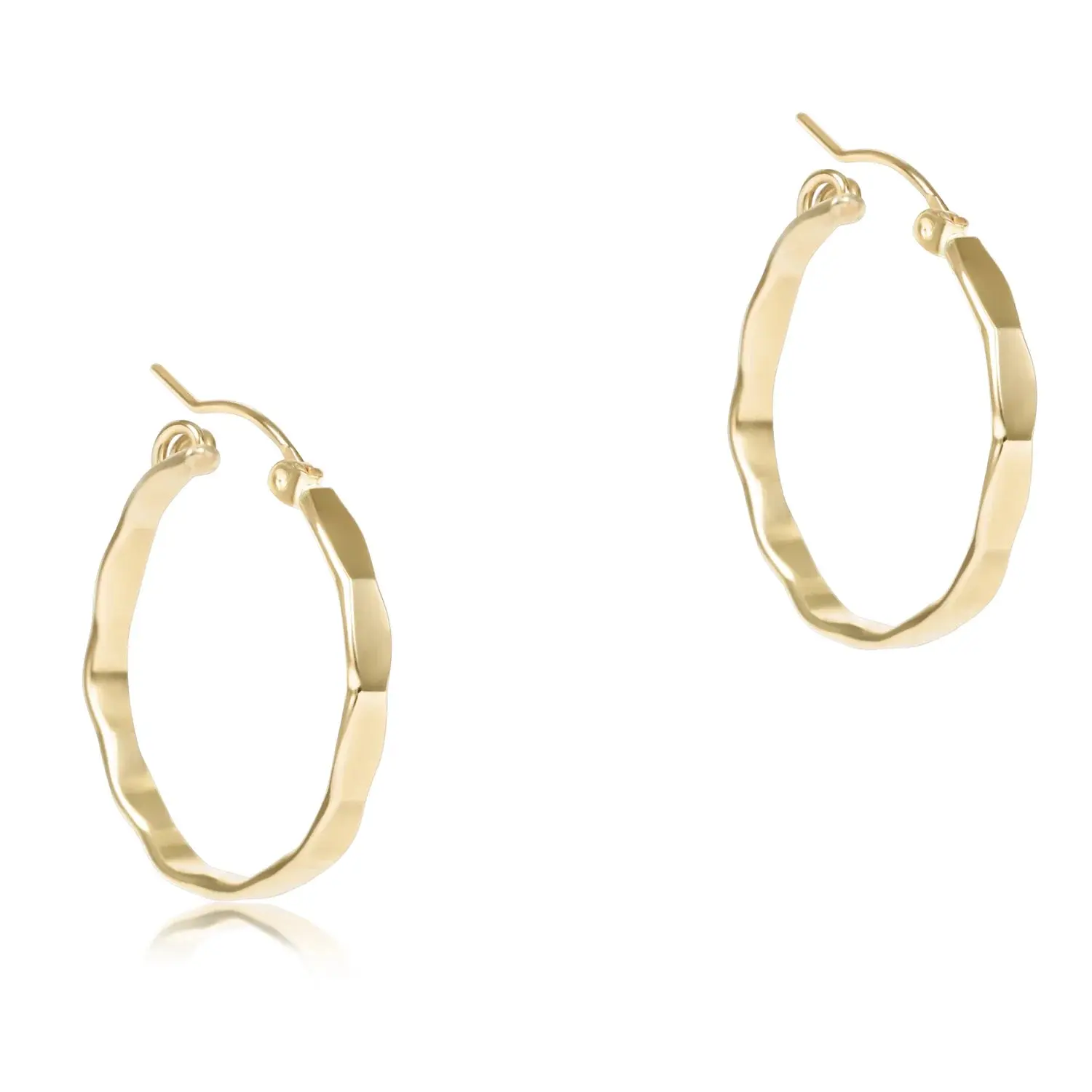 enewton | Scalloped Round Hoop