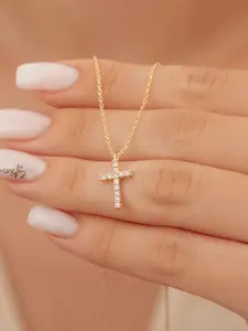 Elegant Women's Rhinestone Cross Pendant Necklace, Kc Gold Plated Zinc Alloy, Simple Fashion Design, Suitable for Daily Wear and Parties