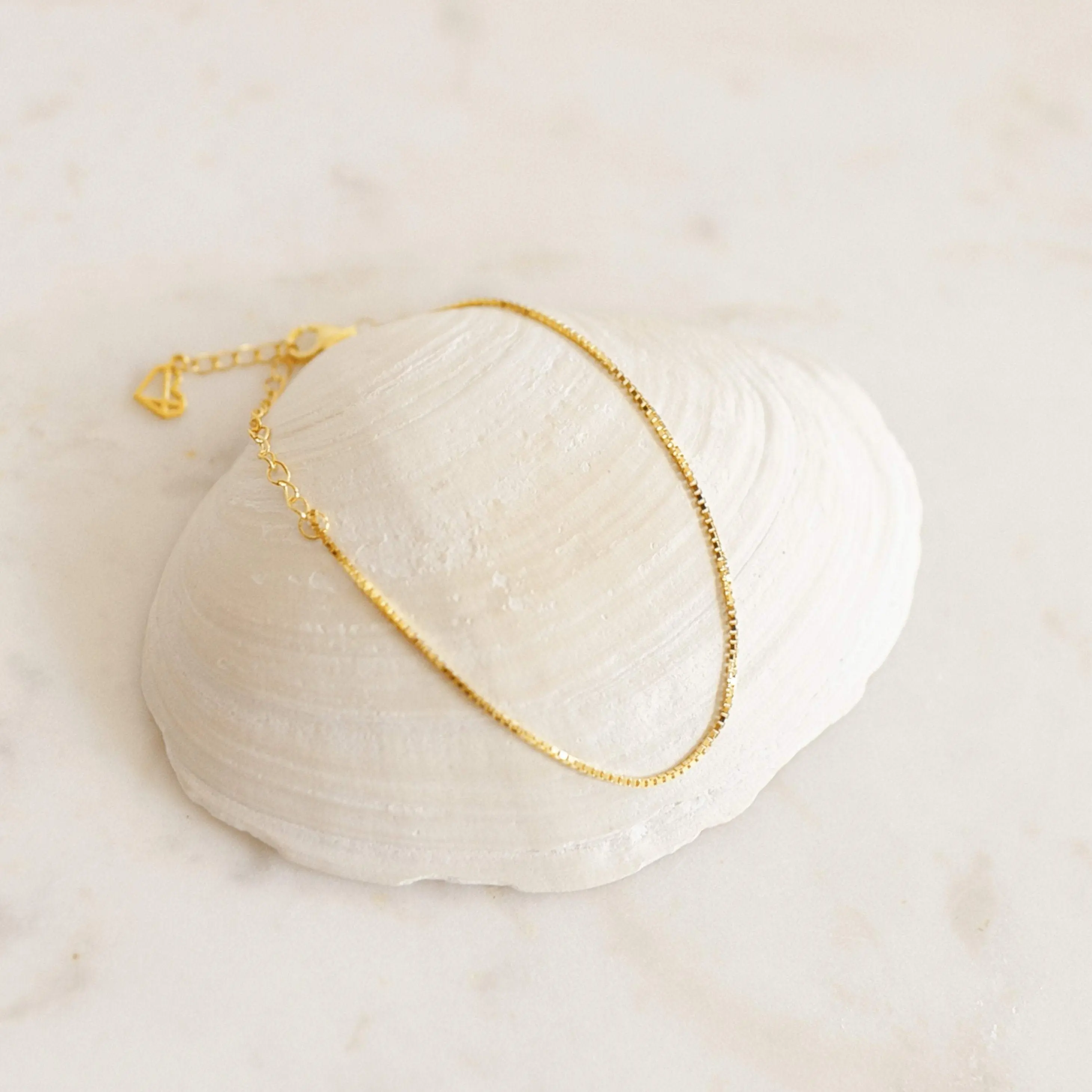 Box Chain Bracelet by Caitlyn Minimalist