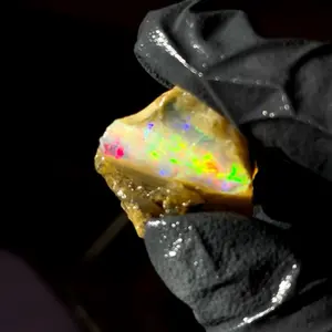 5.6 gram specimen water opal with layers and contra luz