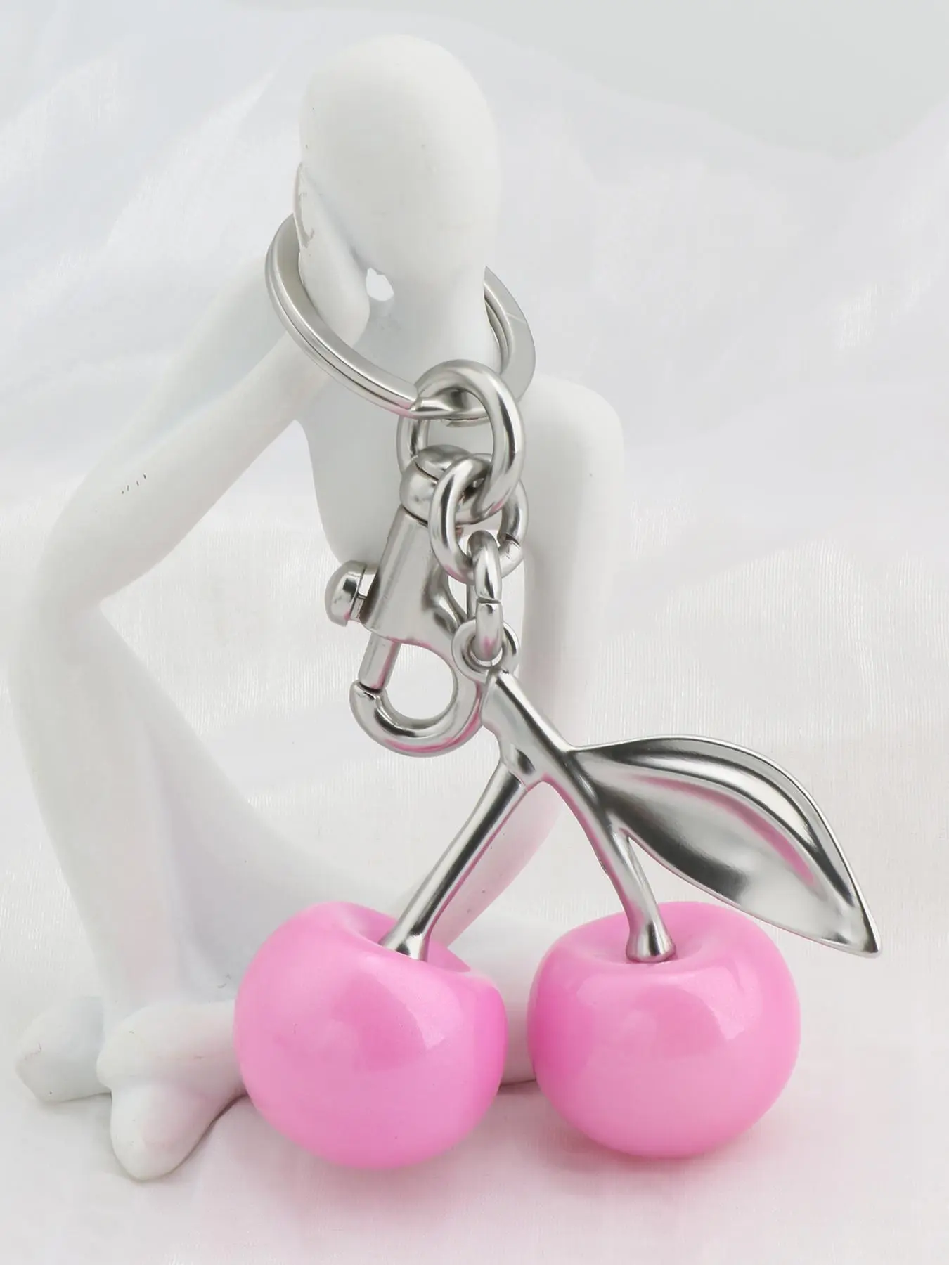 Cherry Block Keychain, Silver Metal Buckle Bag Charm, Eye-Catching Accessory for Bags & Keys, Keychain For Purse, Keychain Kawaii, Stylish and Durable, Fruit Keychain, Cute Keychain, Stylish Keyring