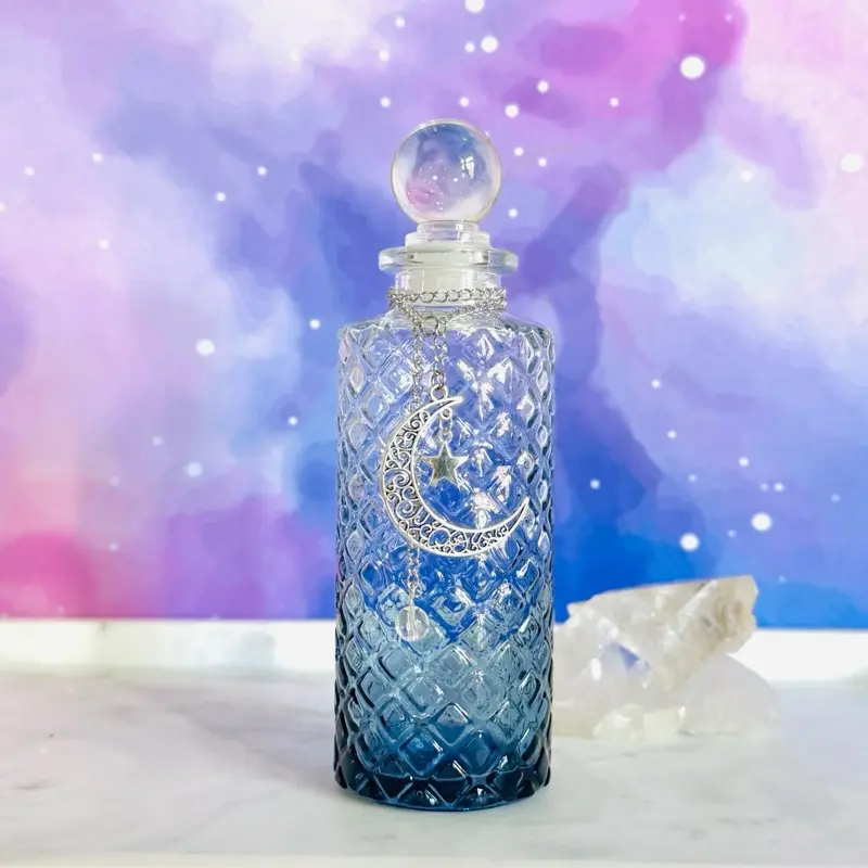 Gradient Celestial Lunar Glass Decanter – Decorative Moon Bottle for Home & Altar Decor with Clear Quartz