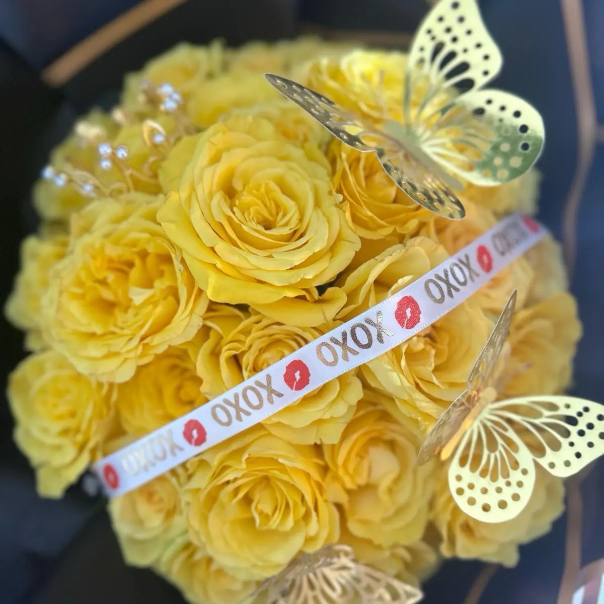 TinTin Events, flower arrangements, Yellow roses, roses , gift, Belle Decorative Plants Floral Bouquet