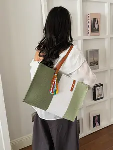 New Korean Style Summer Vacation Patchwork Woven Tote Bag, Large Capacity Straw Bag with Fringe Pendant, Multicolor Options