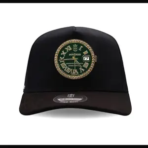 Cap “reloj”, black with green,”BiggBoss”. Cap “reloj”, black with green,”BiggBoss”.