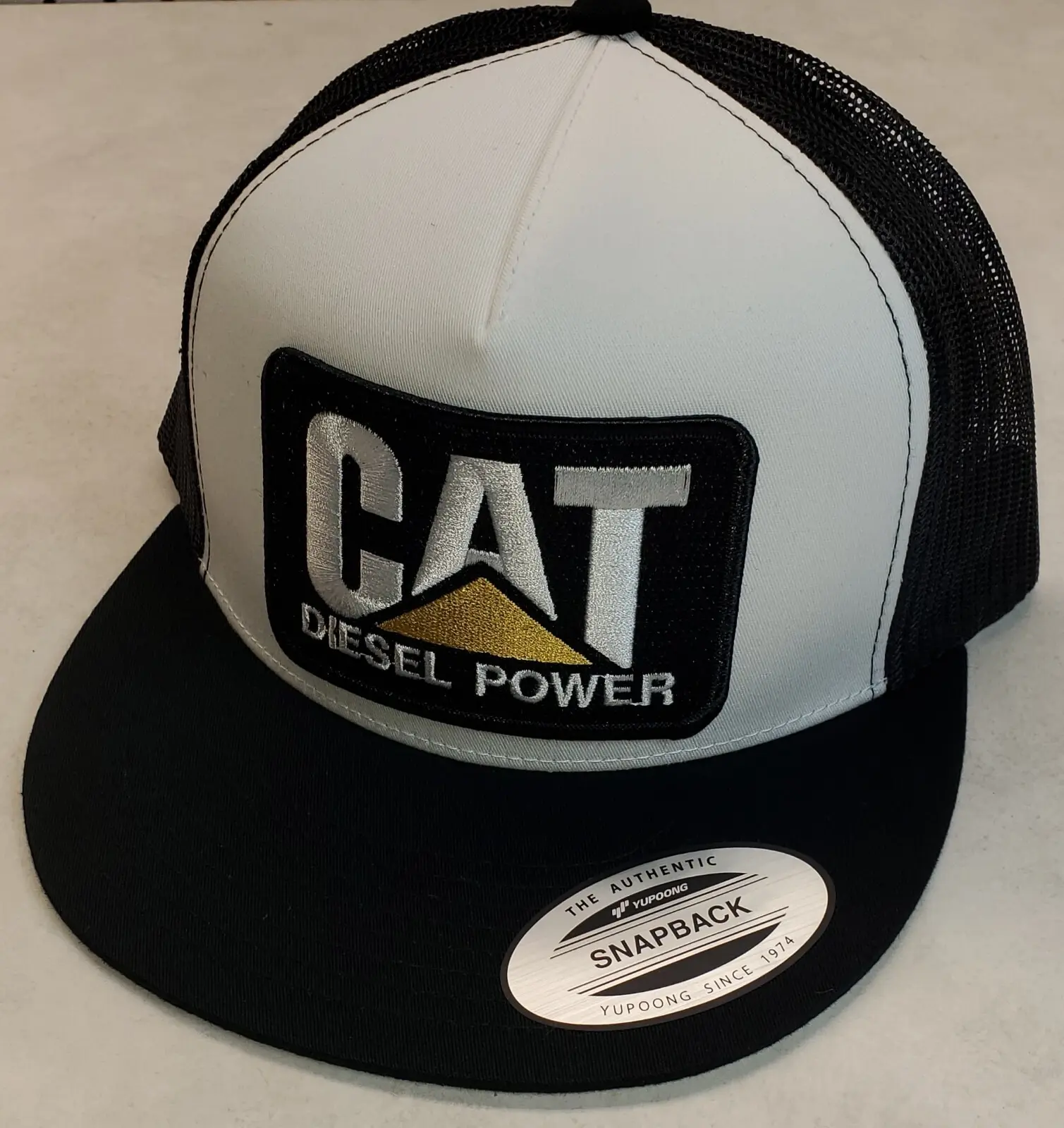 CAT/ Caterpillar Embroidered Retro Hat Trucker Hat Many Colors Snapback Hat, Unisex Casual Street Style, Gift Idea For Her Him, Unisex Everyday Wear