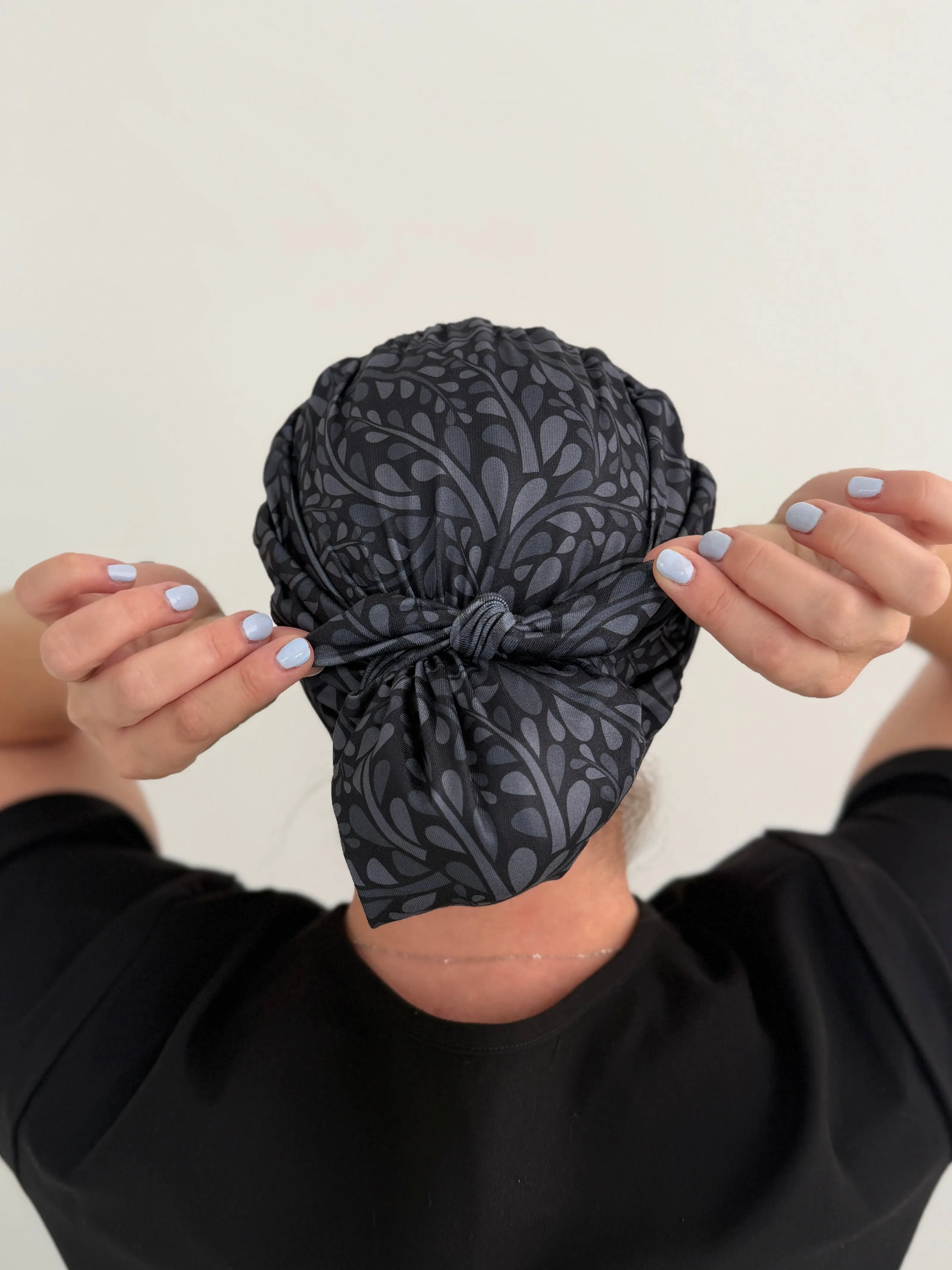 CloudCaps Scrub Cap | Dark Motif