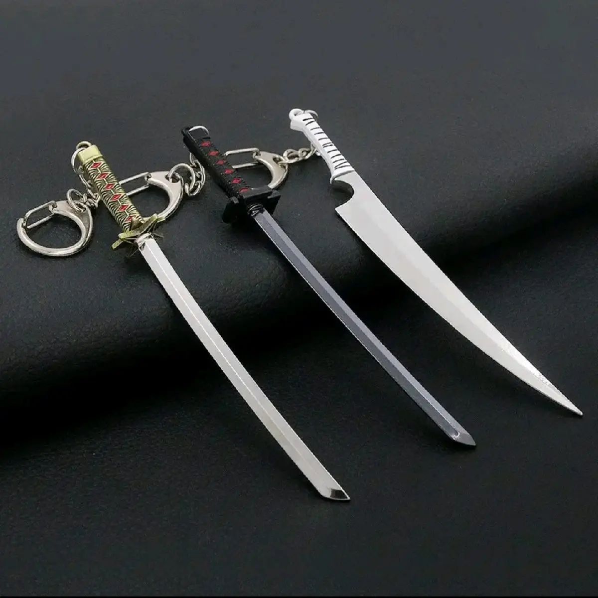 Anime Bleach Sword keychains Ichigo Kurosaki all forms of bankai Anime Bleach Sword keychains Ichigo Kurosaki all forms of bankai