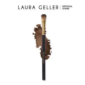 All-Over Eyeshadow Brush