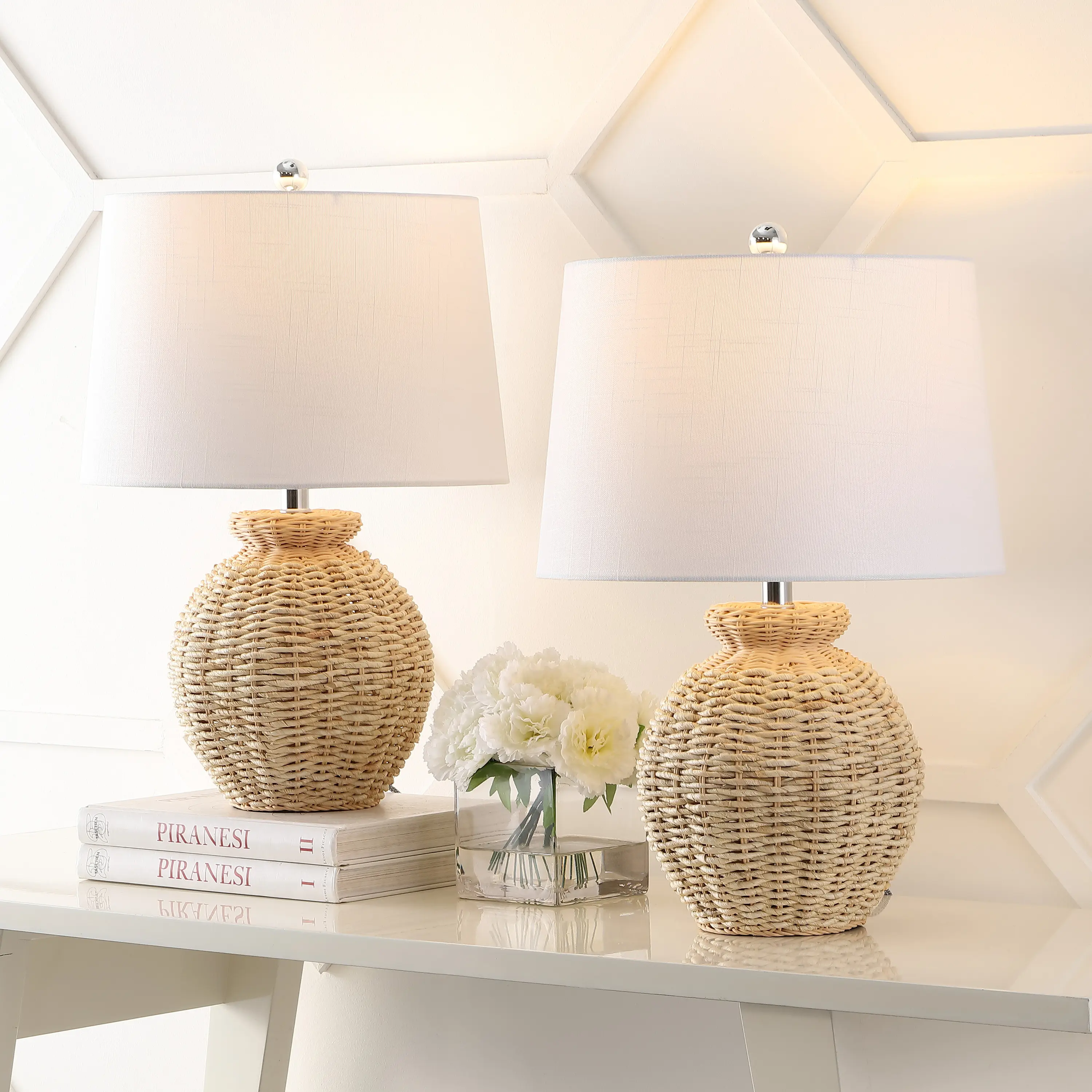 JONATHAN Y Nora Rustic Coastal Rattan Globe LED Table Lamp - Decorative Lamp, Home Decor Light for Bedroom, Living Room, Foyer