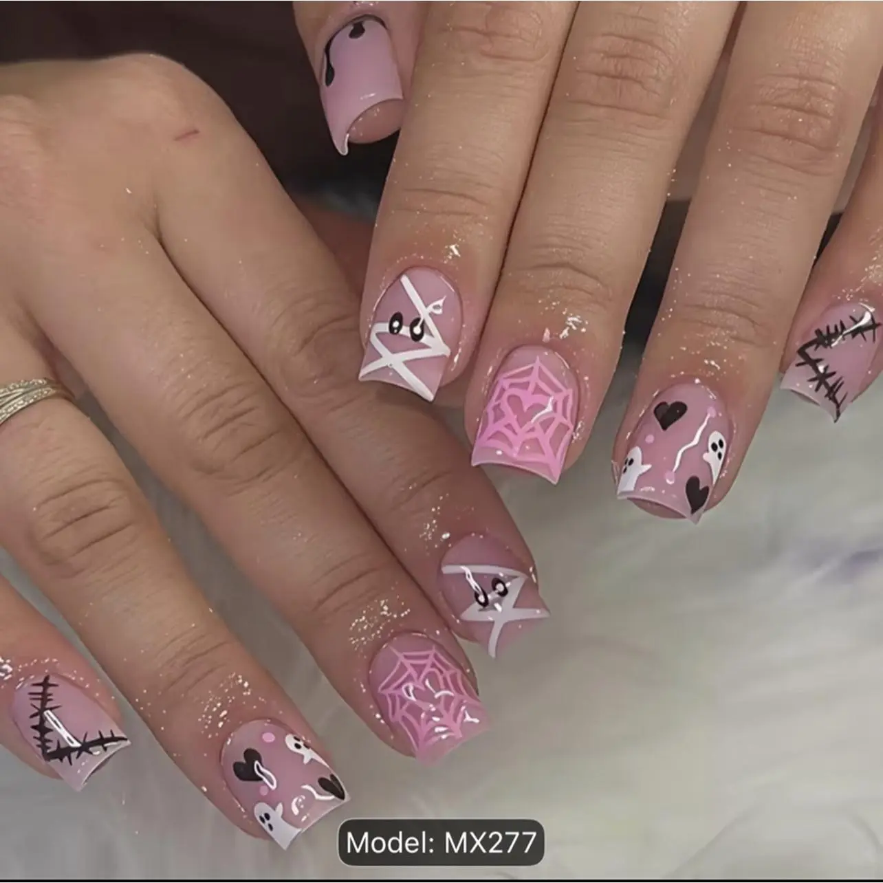 Women's 24pcs Easy-Apply Short Square Press-On Fake Nails Set, Glossy Finish with Black Bloodstain, Pink Spiderweb & Cute Designs for Halloween Nail Art Decoration