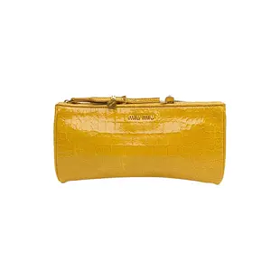 Pre-owned miu miu leather Tote Bags 【DIZ】Yellow Waxed Clutch Bag Yellow P216853612