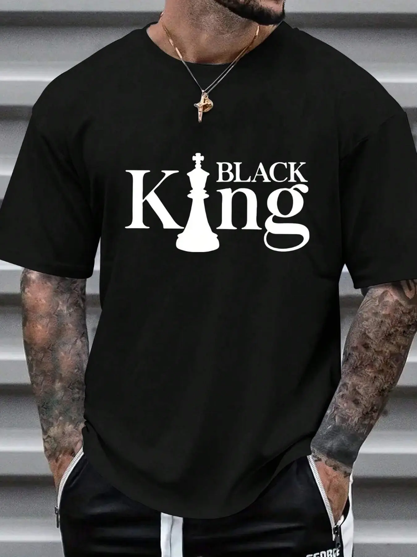 Men's Casual Cotton T-Shirt with King Print & Chess Piece Design, Daily Wear Tee for Men, Unique Style Statement