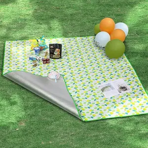 Extra Large Fresh Small Leaf Outdoor Picnic Mat, Thick Waterproof Beach Pad, Foldable Camping Mattress, Essential for Hiking & Photography, Outdoor Camping Supplies