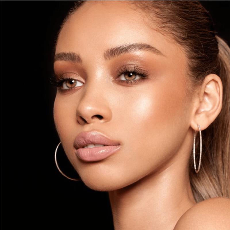 Lipstick in COOL Gloss Lipgloss