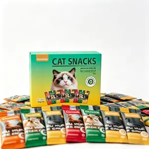 Squeezable Cat Treats – Beef, Duck & Chicken flavors, 30 packs total, 30g each, healthy and digestible.