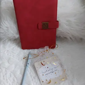 Leather Journal Notebook With 10 motivational cards and pen. Great for writing. Sophisticated with soft leather and flap