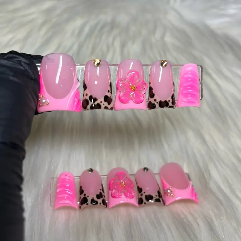 Cheetah Pink - Reusable 3D Press On Nails