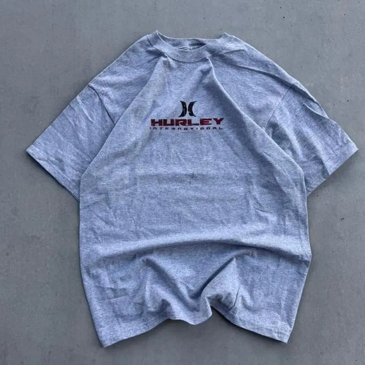 Vintage 2000s Hurley International Surf Tee T-shirt
