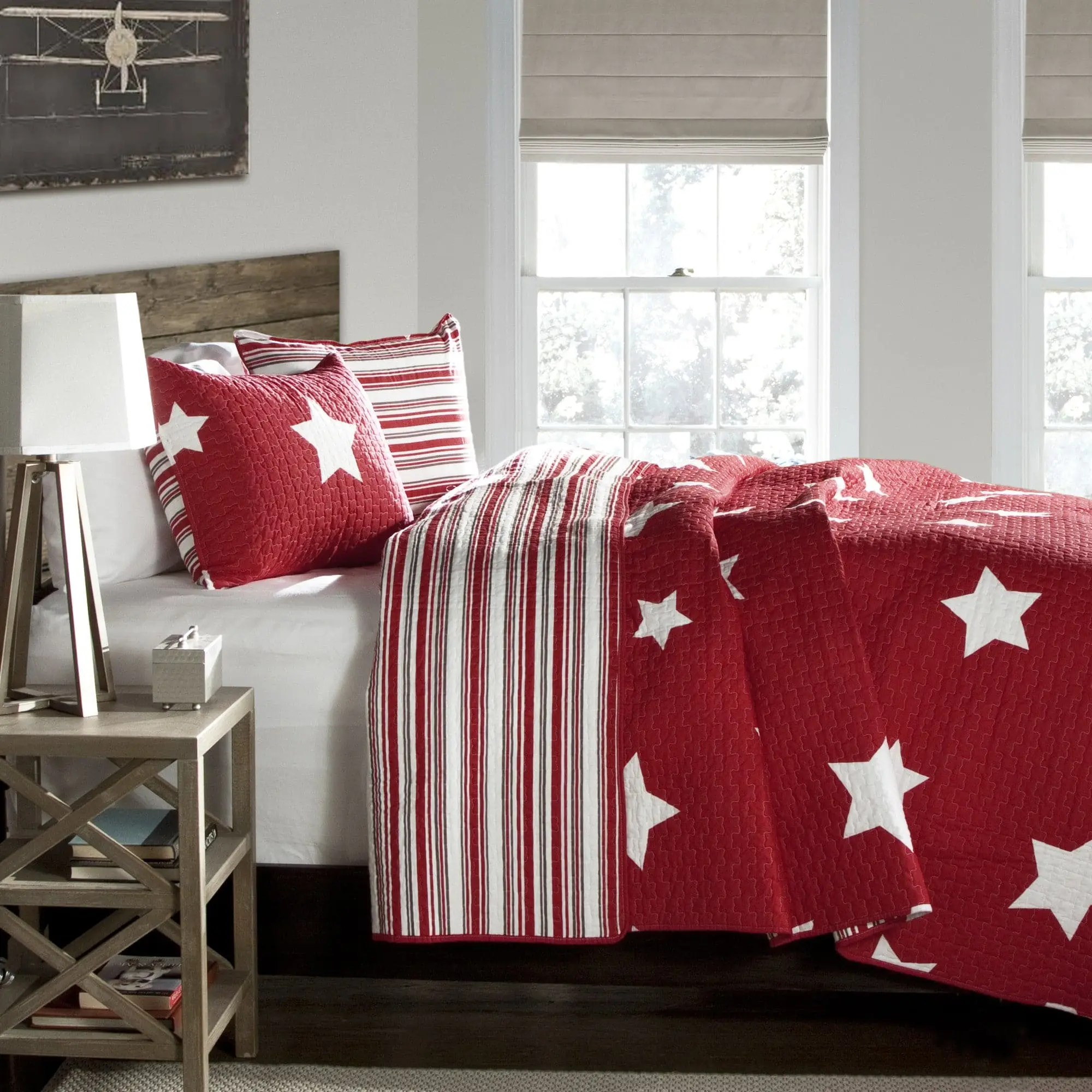 Lush Decor Star 2-Piece Twin Size Striped Bedding Set - Red/Grey Graphic Striped, Decorative Bed Cover, Grey Colored Quilt, Decorative Bed Cover Quilts