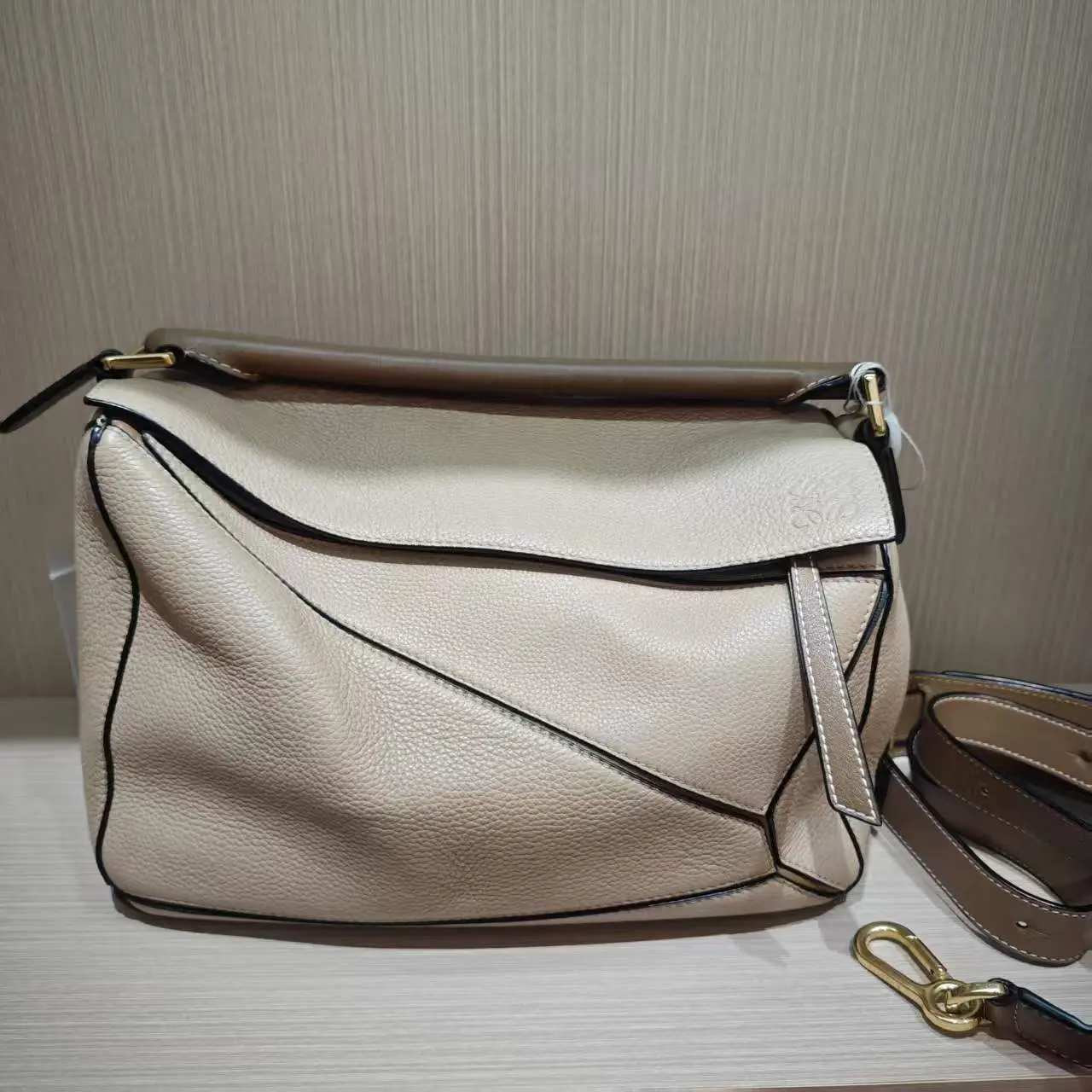 Pre-owned Loewe Puzzle Bag With Unique Geometric Lines Shoulder & Cross‑body Handbag MSSJ