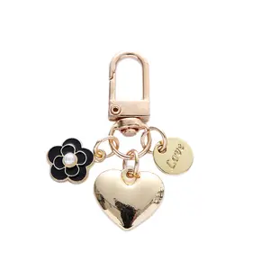 Fashion Alloy Heart Keychain Pendant Cute Pearl Camellia Letter Metal Additions Earphone Case Bag Charm