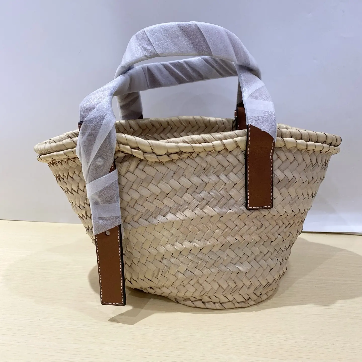 Pre-owned Loewe Small Basket Bag, Caramel Raffia & Calfskin(2504099)