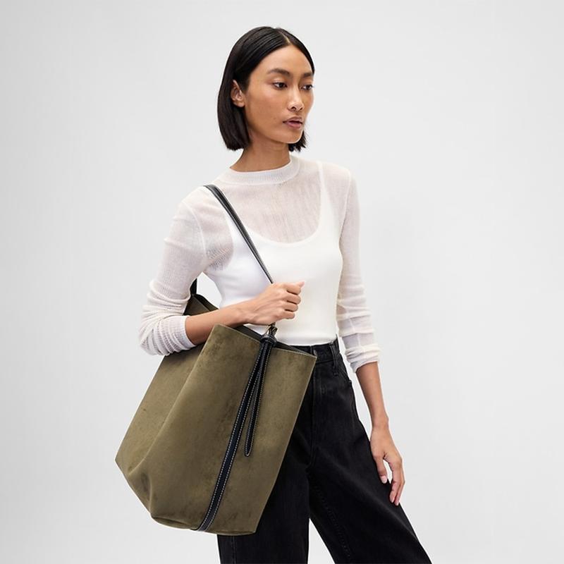 GAP Vegan Suede Bucket Bag with Shoulder Strap Inner Pockets & Zippered Mini Bag for Everyday Use 11.5 L x 8.5 W x 14.5 H - Closet Storage System