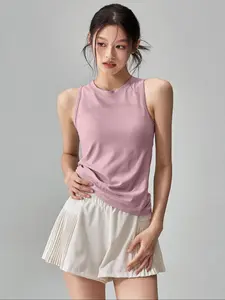 Women's yoga sports vest, high elasticity, breathable, thin, round-neck, quick-drying yoga wear, slimming. Wear sleeveless, form-fitting sports top for running training Athletic Yoga Tops