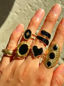 6-piece set: vintage, refined, luxury-lite, versatile old-money Bohemian style—fashionable and elegant with statement wide bands and heart/geometric designs. Black oil-drop rings for women’s everyday wear and holiday parties.