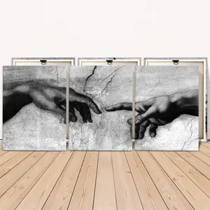 3 Counts Wooden Framed Canvas Painting, Classic Renaissance Hands Artwork, Vintage Wall Art, Exquisite Poster, Perfect Living Room Decoration, Modern Art, Fashion Family Poster, Wall Art Decoration, Waterproof Art, Modern Art Design