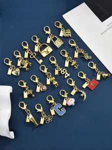 Vintage Keychain Set, Bag Hanging Accessory, Y2K Luxe Style, Perfect Gift for Girls, Students, Professionals, All Seasons, Vintage Keychain Accessories