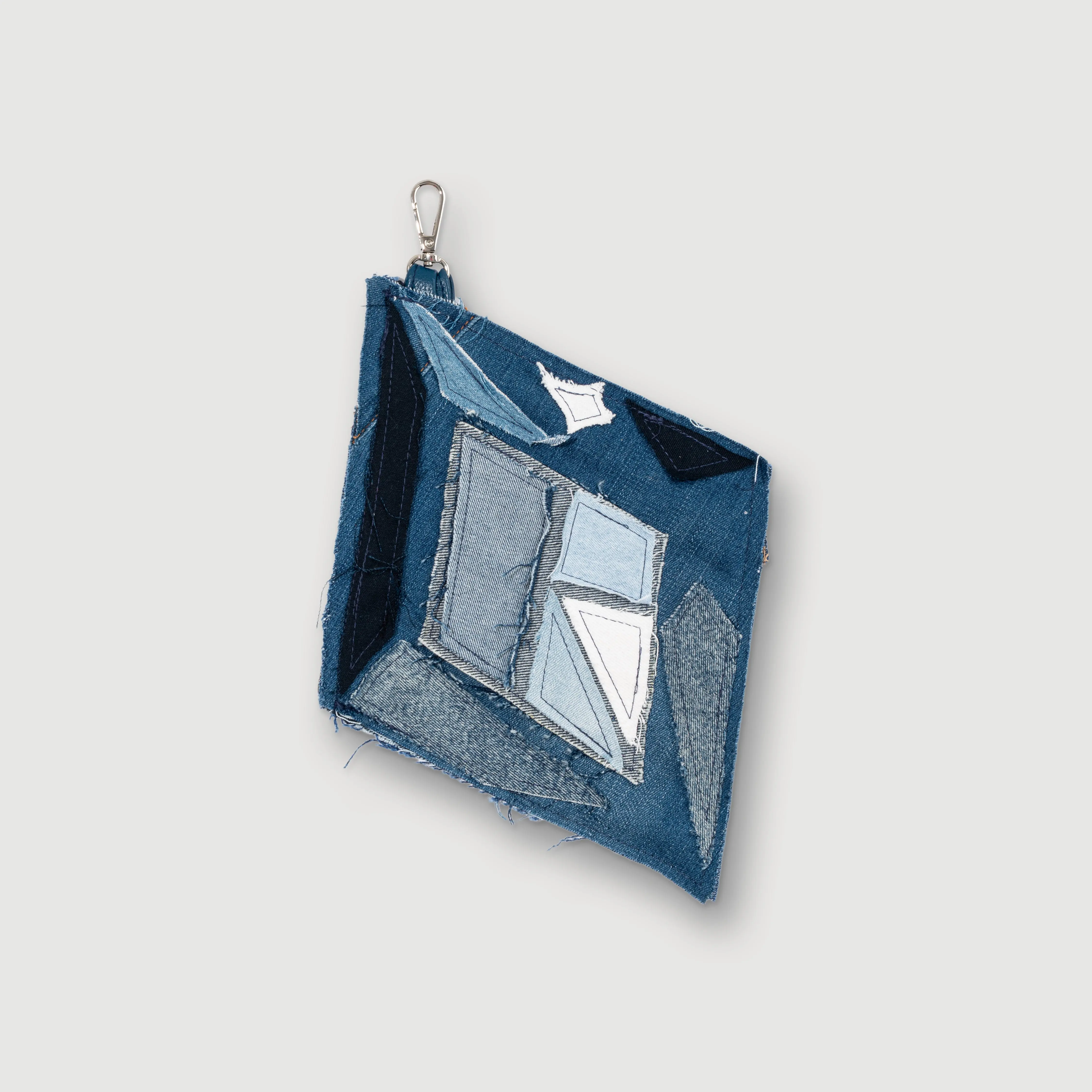 the denim diamond pouch
