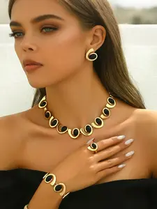 [Silvery Geometric Jewelry] 4pcs/Set Silvery Geometric Oval Women's Fashionable Necklace Earrings Bracelet Ring Set Black Acrylic Inlaid Spiral Stitching Beaded Pendant Necklace Bracelet Earrings Ring Boho Spiral Design Jewelry Set