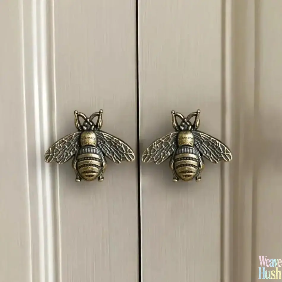 Retro Bee Honeycomb Cabinet Knobs 6-Piece Set, Vintage Striped Zinc Alloy Drawer Pulls, Decorative Furniture Hardware Accessories for Kitchen Cupboard, Dresser & Home Cabinet Decor