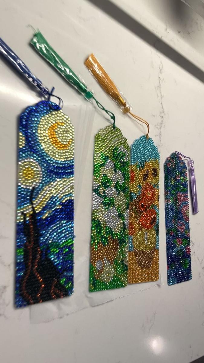 Item: Multicolor, 1 Set