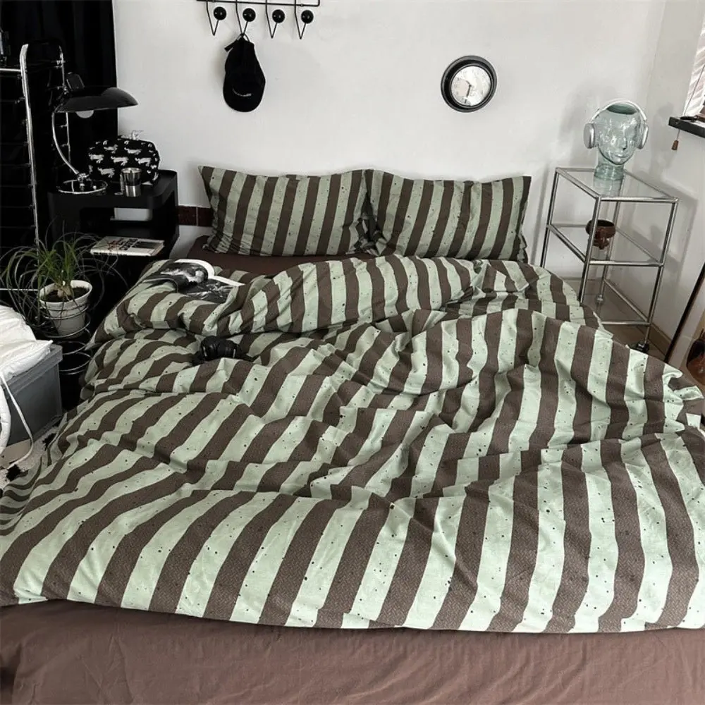 Liam Striped Bedding Set / Green
