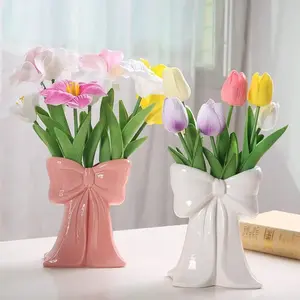 Bow-shaped tabletop vase decoration, bow ornament for living room TV cabinet, cosmetics storage box, beauty supplies storage box, makeup brush and office supplies storage box, makeup brush holder, an ideal gift for girls and women sports event souvenir