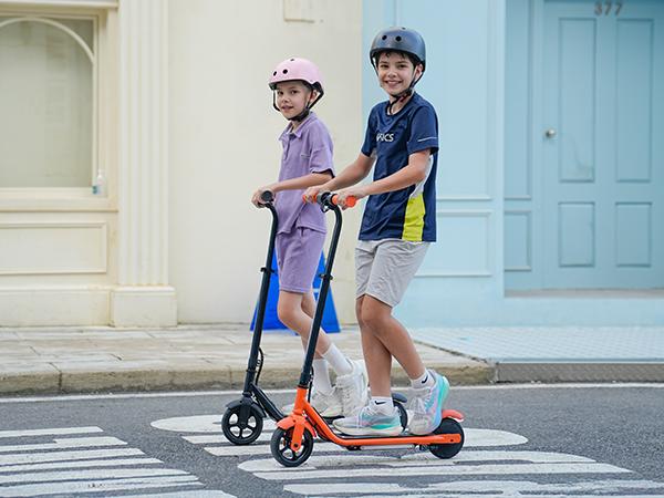【Top Kids' Wishes】 K2PRO Kids Electric Scooter 150W Motor 3 Speed Modes LED Display Adjustable Handlebar Magnetic Charging Dual Brakes Ideal for Boys Girls Outdoor Playtime 【Top Kids' Wishes】 K2PRO Kids Electric Scooter 150W Motor 3 Speed Modes LED Display Adjustable Handlebar Magnetic Charging Dual Brakes Ideal for Boys Girls Outdoor Playtime