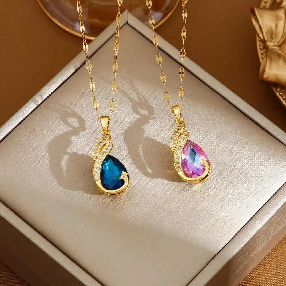 Elegant Crystal Peacock Pendant Necklace (gift Box), Sparkling Decor, Perfect for Daily Wear, Parties, Holidays, Ideal Gift for Women, Durable Jewelry