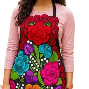 Mandil Mexicano bordado - Handmade Embroidered apron handmade in Chiapas México, hecho a mano en México