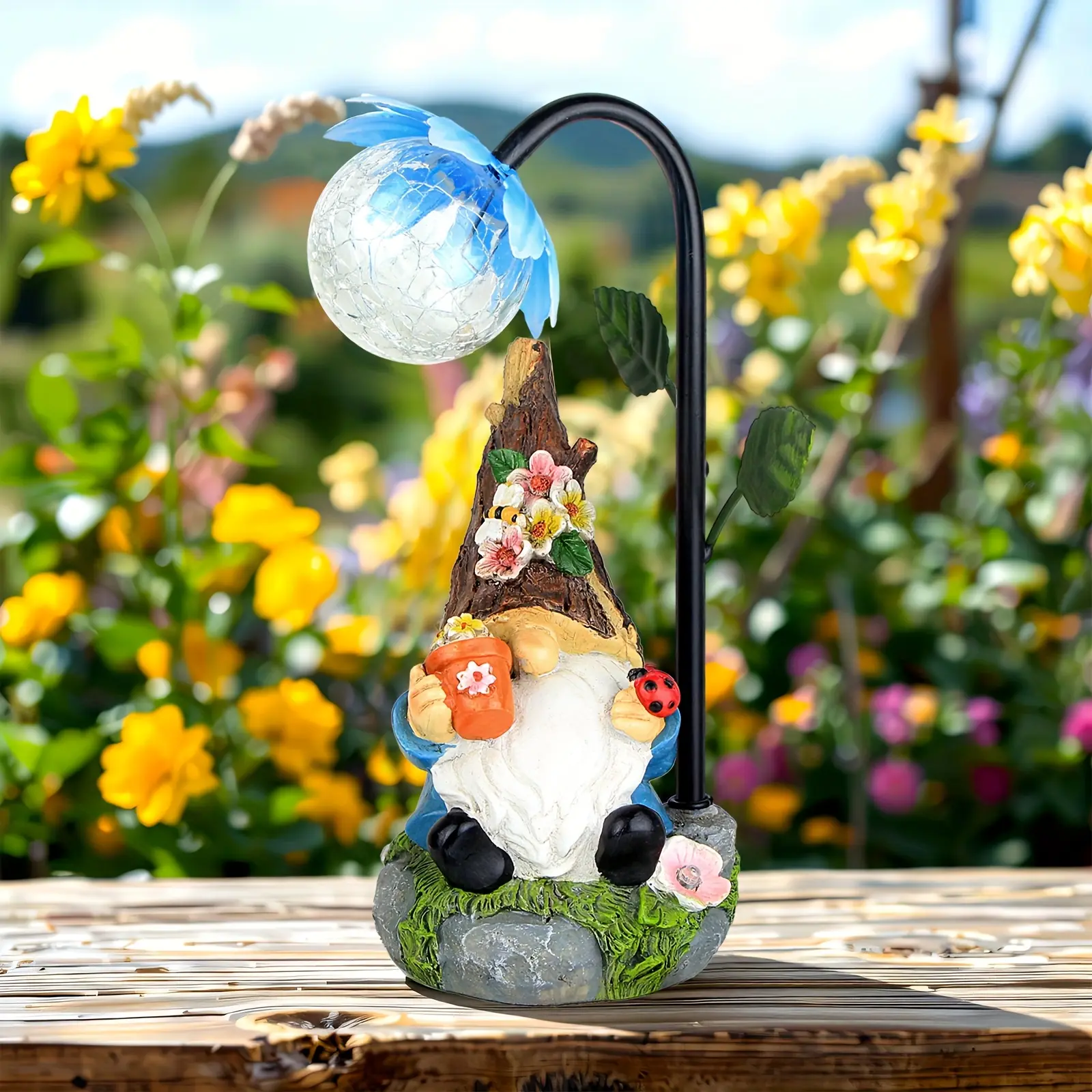 Garden Gnomes Statue Decor, with Colorful Gradient Solar  Lights Decoration for Outdoor Patio Balcony Yard Lawn Ornament Gift Cute collectible toys, anime statue ornaments, the perfect gift for coll Yard Lighting