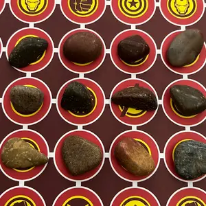 Medium tumbled rocks.