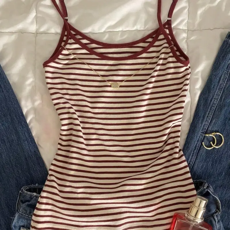 Women's Spaghetti Strap Striped Camisole, Cami Tank Tops, Casual Sleeveless Slim-Fit Layering Tank Top, Red & White Color Block Knit Minimalist Basic Top, Perfect for Beach Vacations, Gatherings, Parties and Daily Commute, Fitted, Womenswear