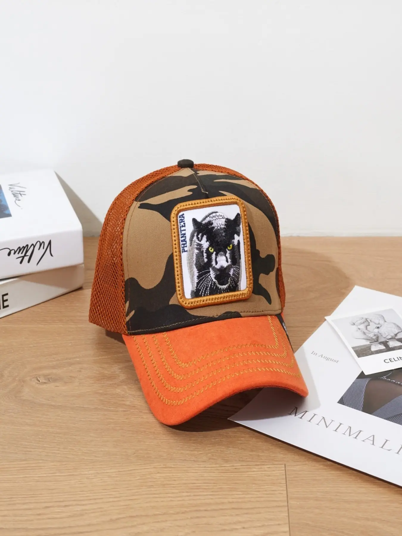 Men's Mesh Snapback Trucker Hat, Breathable Design, Embroidered Panther Phantera Patch, Retro Streetwear Style, Perfect for Casual