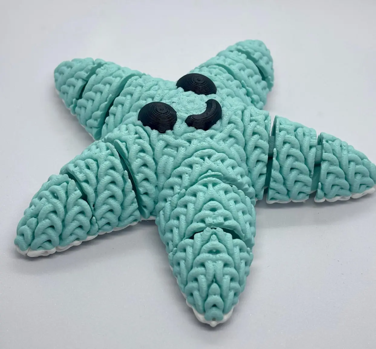 Knitted Flexi Starfish - Articulated 3D Printed Fidget Toy with Glam Yarn-Textured Design & Bendable Arms for Endless Fun