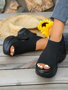 New Hollow Out Wedge Sandals for Women, Casual Outdoor Breathable Sandals, Soft Sole Comfortable Lightweight Summer Shoes, Versatile Thick Bottom Outdoor Wear