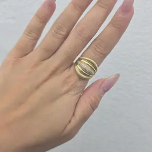 10K Yellow Gold Textured Wide Pavé Ring