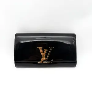 Pre-owned Louis Vuitton RL Louise patent leather clutch 21632174